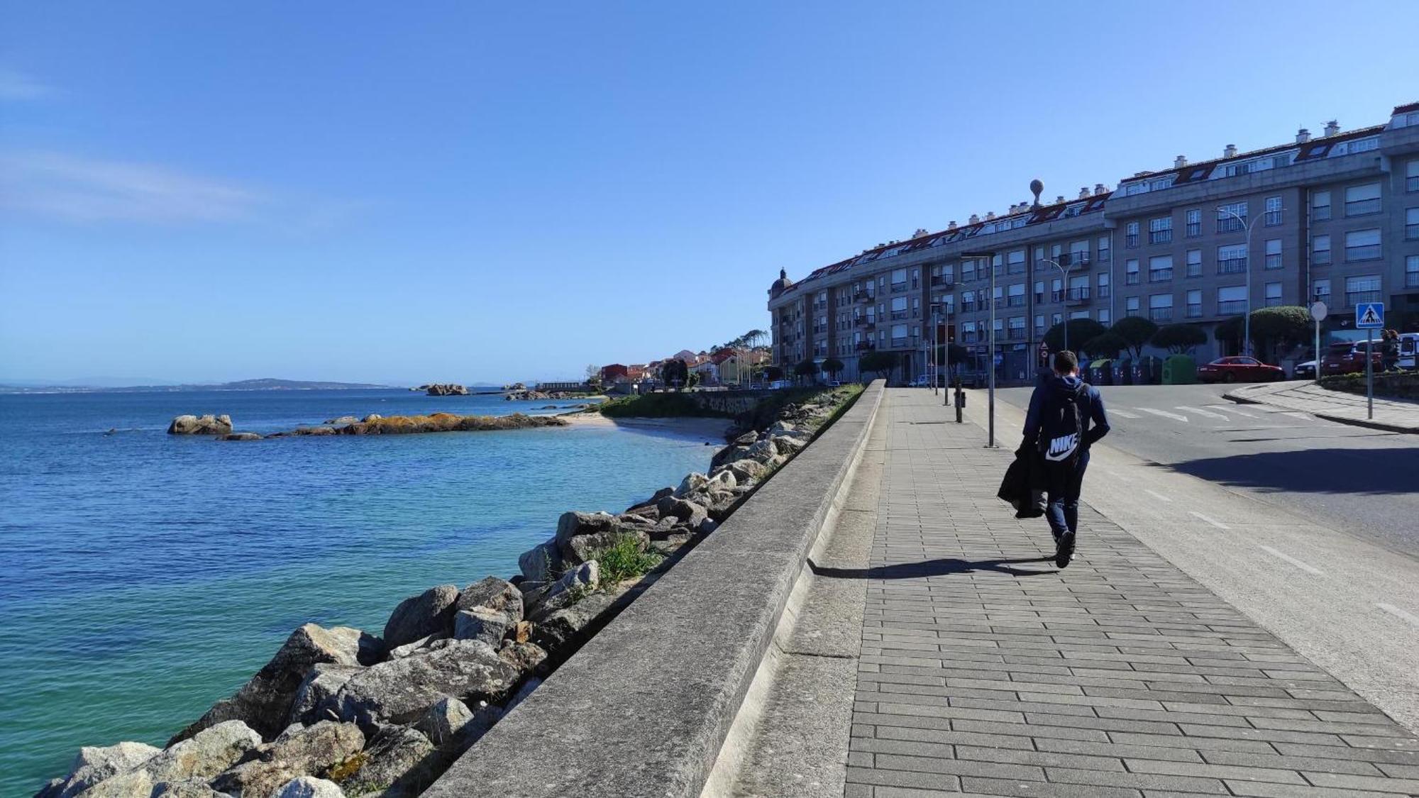 Un Rincon Con Vistas A La Ria, Playa Y Parking. Διαμέρισμα Ribeira Εξωτερικό φωτογραφία